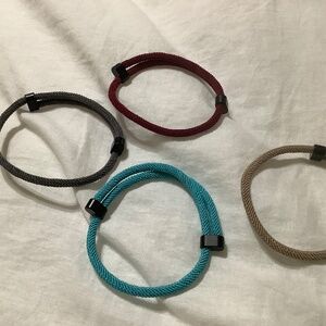 Paracord bracelets adjustable